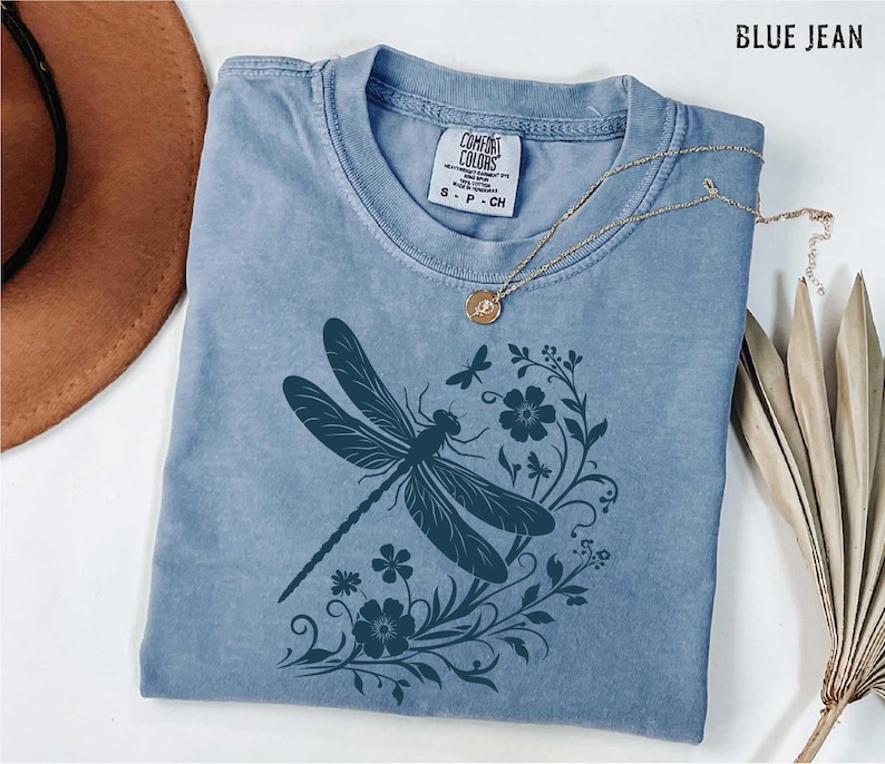 Womens Dragonfly Floral Tshirt,Boho Dragonfly Tee,Nature Lover Shirt,Garden Lover Gift,Botanical Shirt