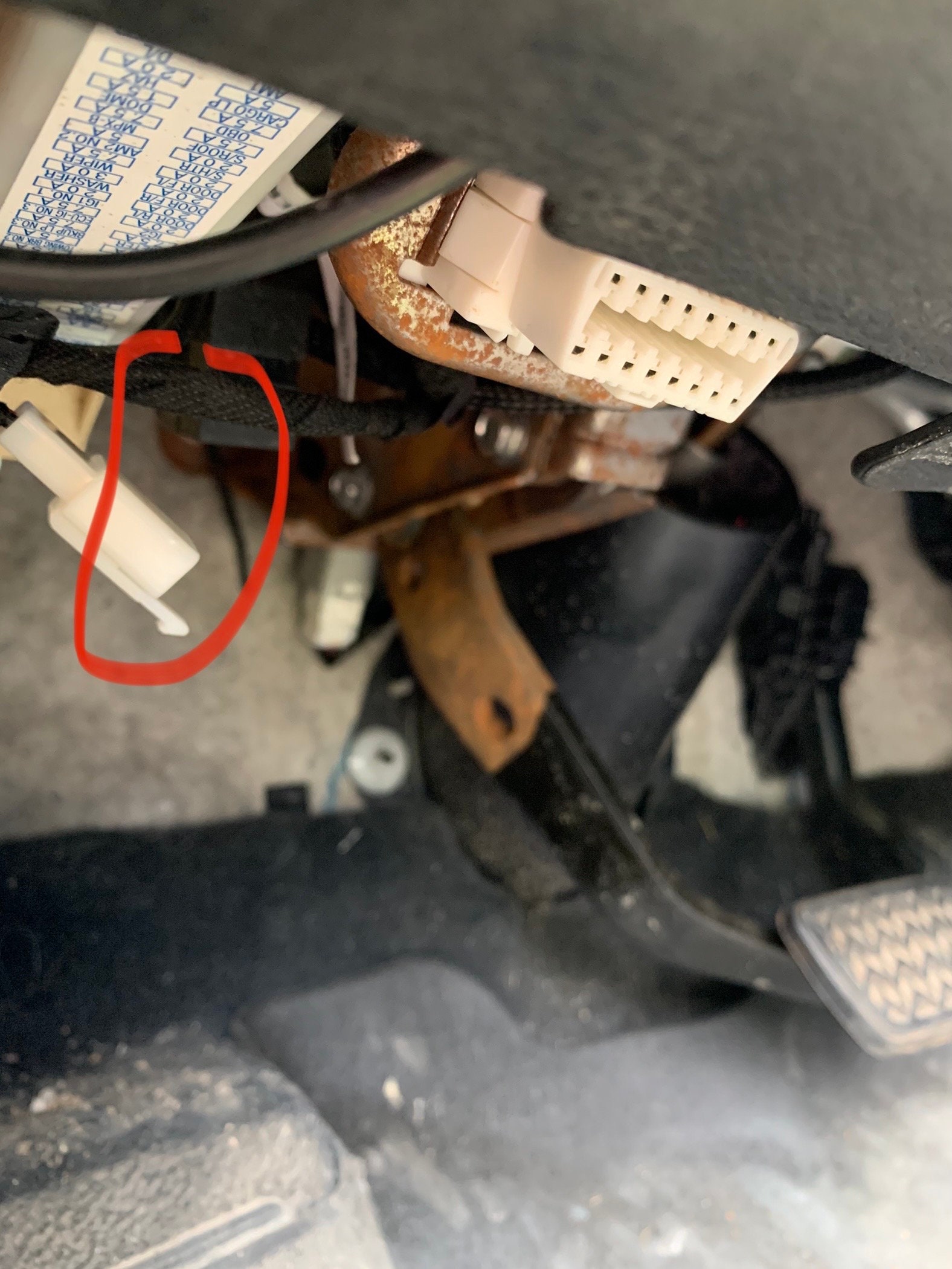 Honda CRV Anti Theft Device Plug and Play Disables OBD2 Diagnostic Port