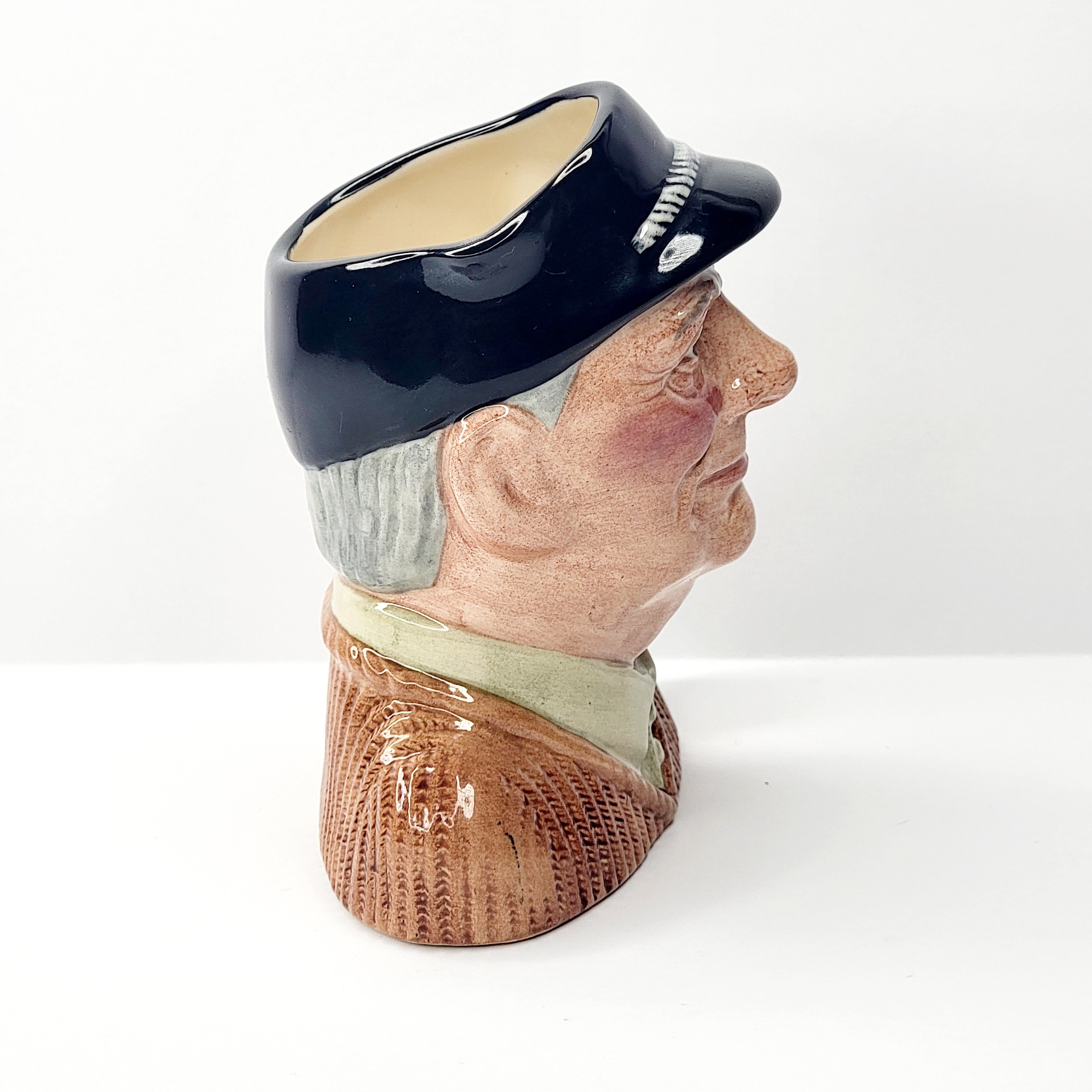 Royal Doulton Golfer Toby Mug D6756 Vintage Peter A Gee Golf Bag