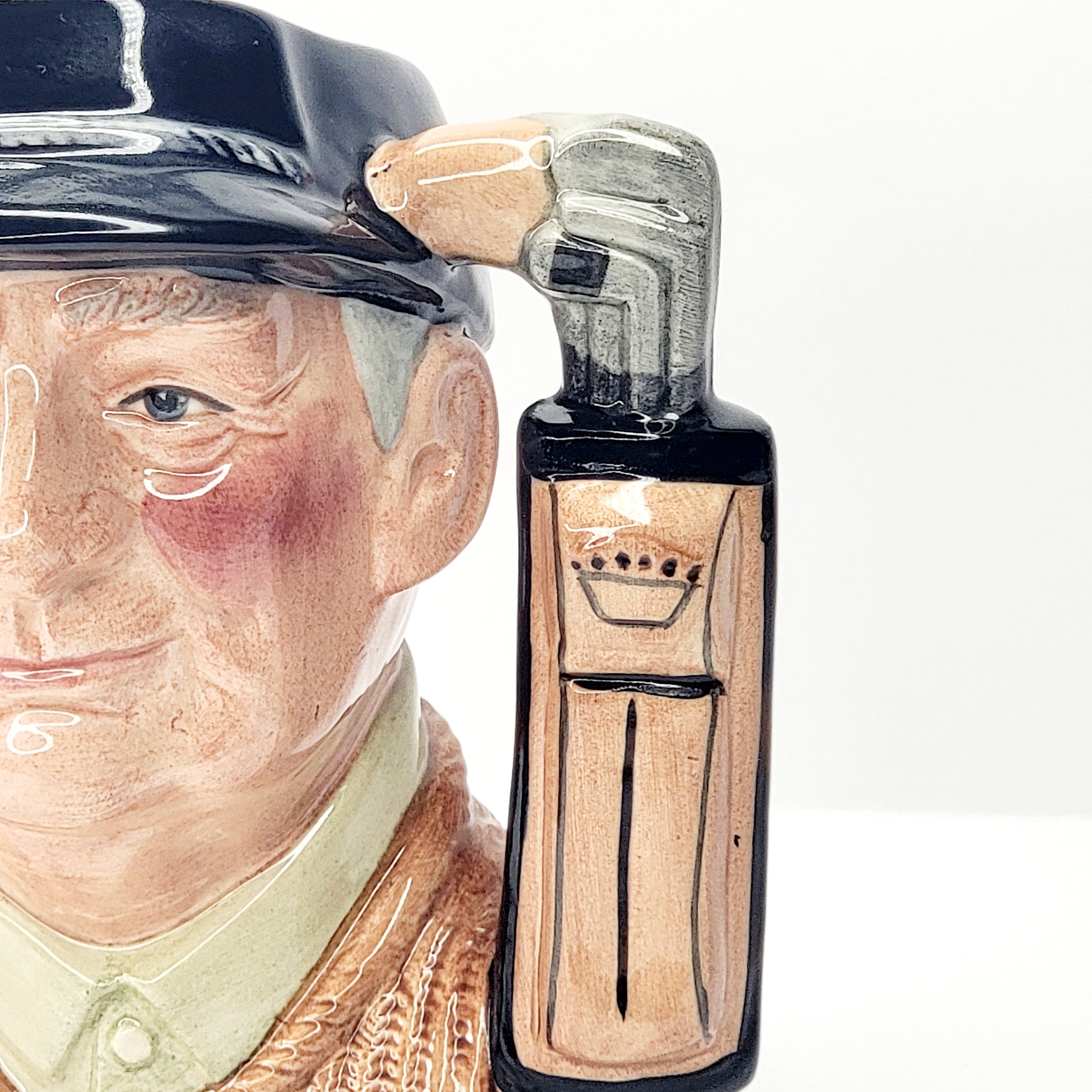 Royal Doulton Golfer Toby Mug D6756 Vintage Peter A Gee Golf Bag