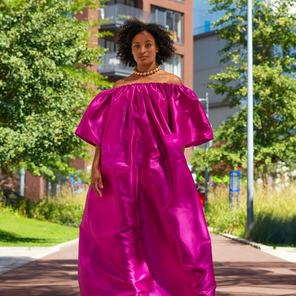 Robe boubou africaine élégante fuchsia à épaules dénudées