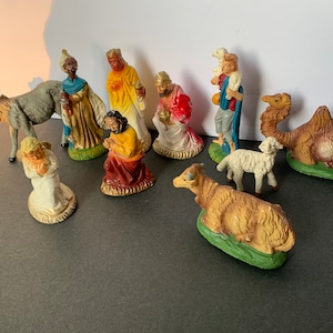 10 Vintage Nativity Scene Pieces - Plastic
