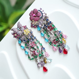 Kolczyki Jhumka Kundan/ozdobne, kolorowe kolczyki z kwarcu/biżuteria ślubna/akcesorium kulturowe/tradycyjna rocznica/ręcznie wykonane z wielu kamieni