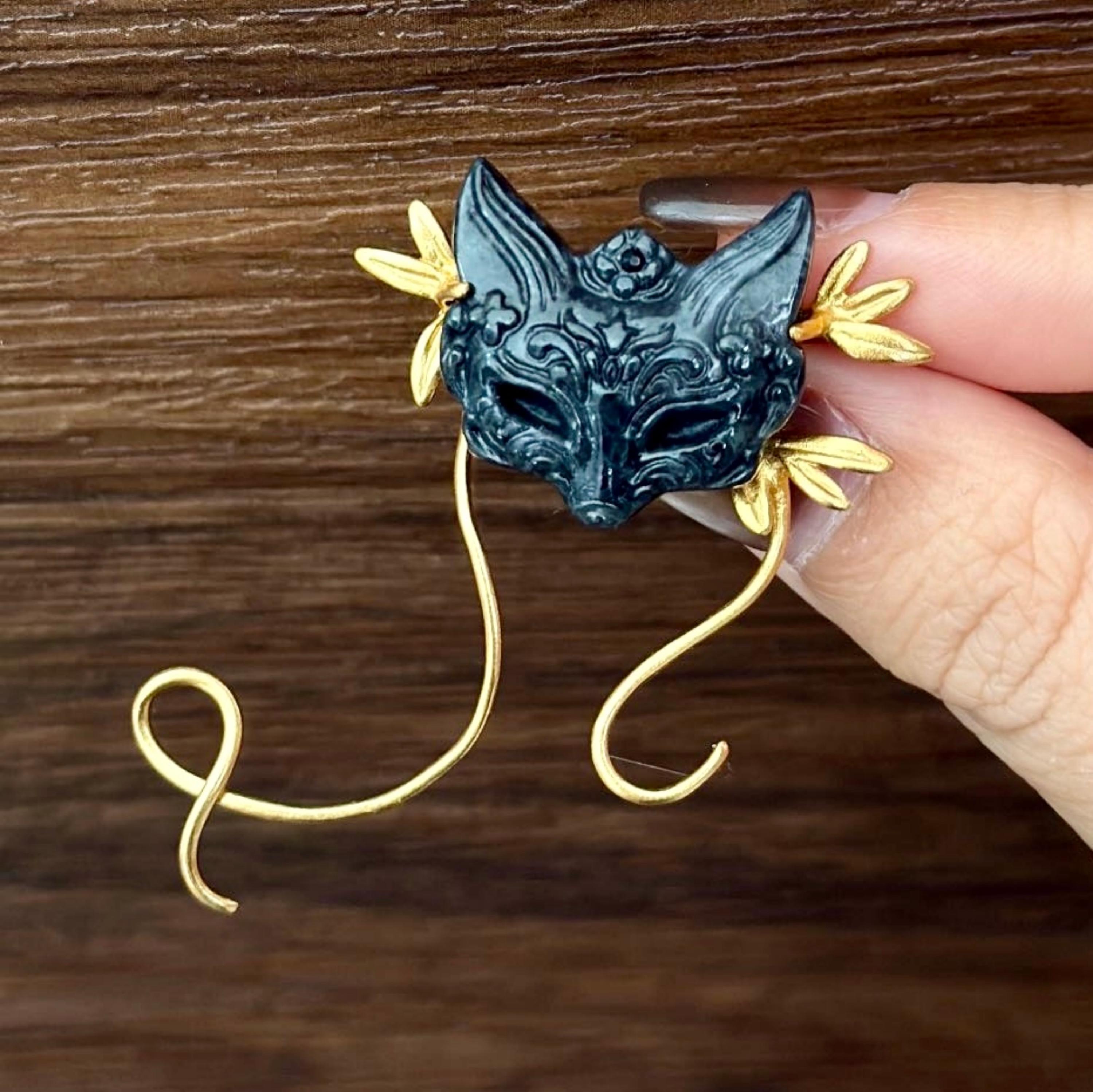 Unique Nine-tailed Fox Spirit Brooch/natural Black Jade Animal