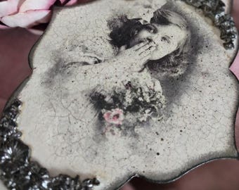 Original picture with a romantic little girl in a vintage style