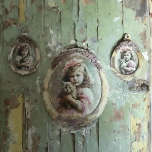 3-piece vintage pictures decoration set