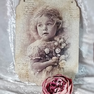 Original picture with a romantic little girl in a shabby chic style