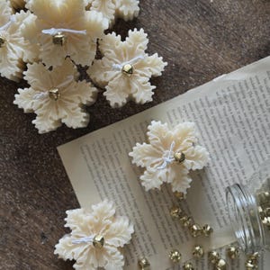Handmade Snowflake Candle: Unscented Soy Wax Christmas Decor