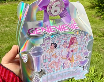 Pudełko na upominki na imprezę K-pop | Spersonalizowane pudełko na upominki urodzinowe | Holograficzne pudełko na upominki | Spersonalizowane pudełko na imprezę tematyczną Huntrix | Upominek na przyjęcie urodzinowe dla dziewczynek
