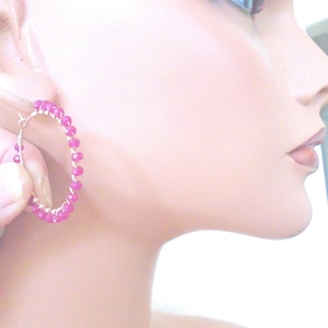 Créoles en rubis enveloppé de fil métallique 14 carats : or rose 14 carats, pierre de naissance en juillet