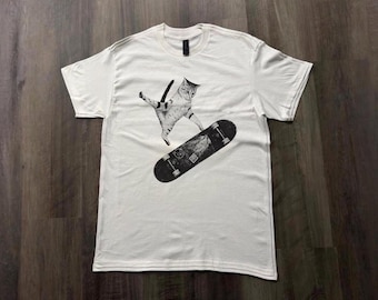 Skateboarding Cat Shirt, Funny Cat Tee, Skater Cat Graphic, Vintage Skate Tee, Cool Cat Lover Gift, Streetwear T Shirt