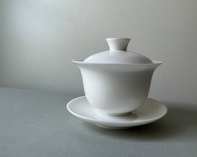 Gaiwan -  Porcelain Tea Cup - Traditionally made - Gong fu tea set - tea ceremony