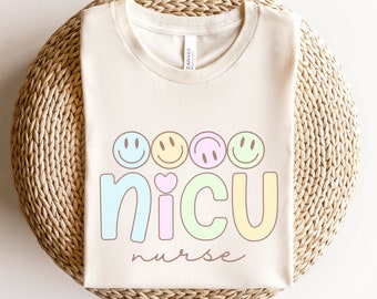 Camicia da infermiera NICU, T-shirt per animali da infermiera NICU, Regalo per infermiera NICU, Regalo di apprezzamento per infermiere, Unità di terapia intensiva neonatale, Maglietta con smiley infermiera NICU