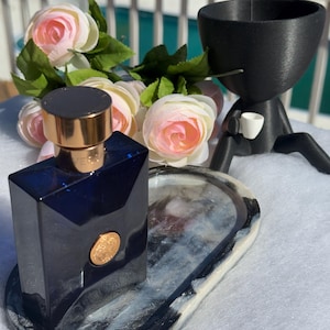 Handcrafted Decorative Vanity Tray, Resin Tray,   Perfume Tray, Trinket Tray, Jewelry Tray, Kitchen Tray,  Epoxy Resin Tray, Gift for Friend