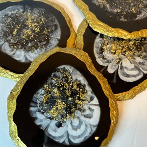 Black and Gold Coasters With Stone Edge. Coaster, Epoxy Coasters, Beautiful Epoxy Coaster, Beautiful Gift ( Number of items in Set 4)