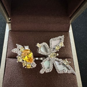 Butterfly ring