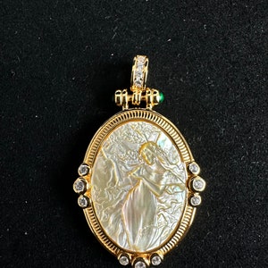 Aphrodite pendant mother of Pearl goddess of love