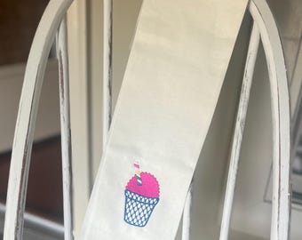 Monogrammed Linen Wreath Sash: Personalized Home Decor