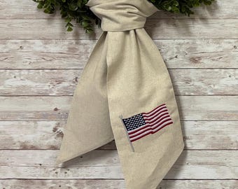 Embroidered American Flag Wreath Sash – Personalized Linen Door Decor
