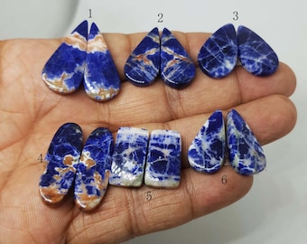 Paar natürliche Sodalith-Cabochons | Blaue Edelstein-Ohrringe (Paar) | Schmuckzubehör in Tropfen- und Rechteckform.