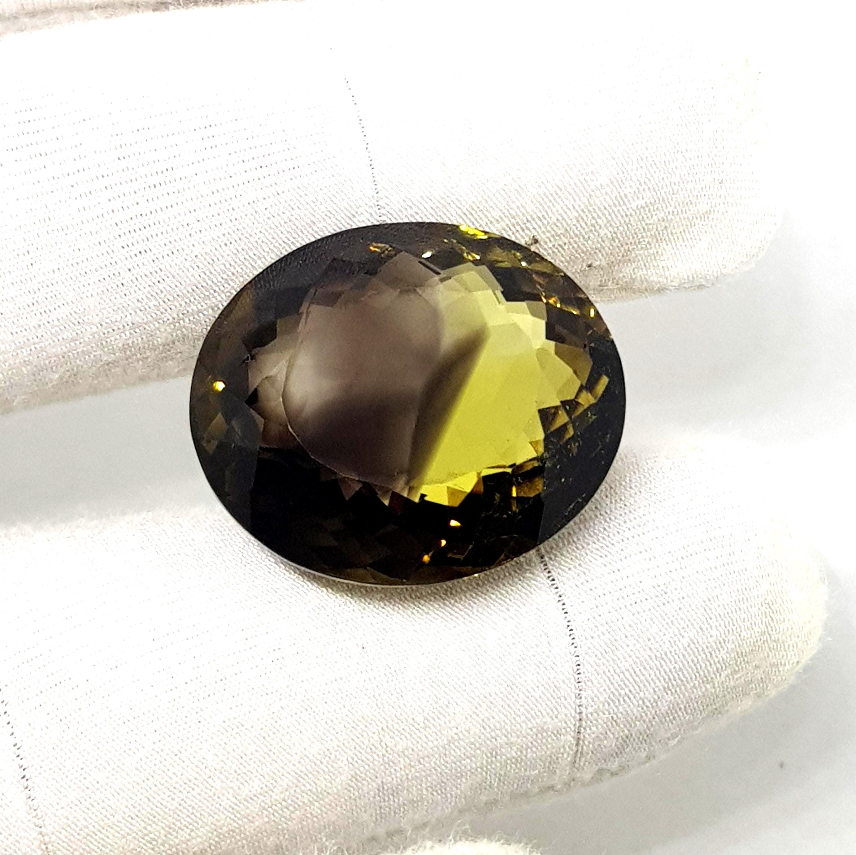 Quartz Citron Et Fumé Bicolore Naturel - 219.5 Carats - Taille Baguette Excellente