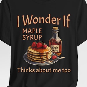 Ahornsirup Pfannkuchen T-Shirt, Foodie Shirt, Brunch T-Shirt, lustiges Essen Top, Essen Liebhaber Geschenk, Frühstück Kleidung