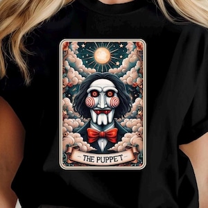 Tee-shirt carte de tarot puzzle, chemise vintage Saw, cadeau Halloween Spooky Vibes, cadeau automne ras-du-cou de la Saint-Valentin