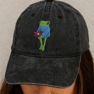 Embroidered Frog Baseball Cap: Vintage Style Washed Cotton Hat