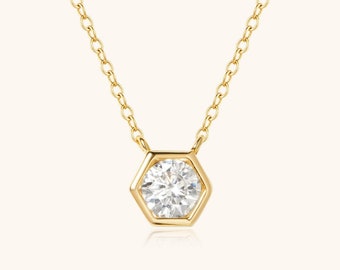 Pendentif nid d'abeille en or vermeil 18 carats • Collier solitaire rond brillant • Cadeau minimaliste moderne et délicat pour elle Par JIORE