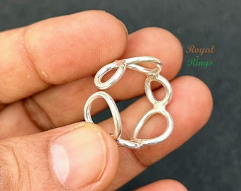 Adjustable Minimal Band Ring - Simple Elegance and Custom Fit