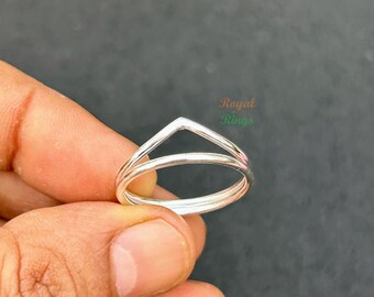 Minimalist Band Ring - Understated Elegance and Timeless Charm
