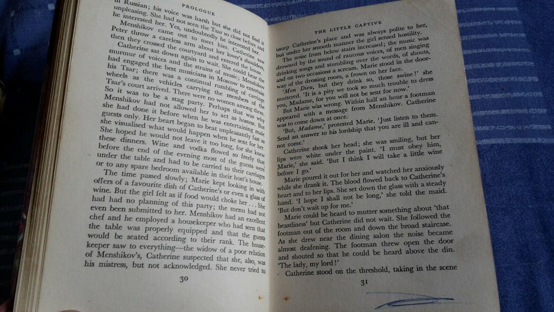 Katoushka by Margaret Cameron - Hardback, 1966, first edition, rare cover, Hurst & Blackett, photo 4 of 5