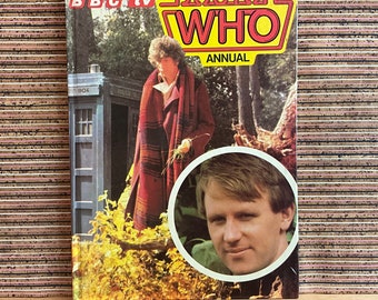 Doctor Who Annual 1982 (Tom Baker/Peter Davison) - Illustrated Hardback, World International Publishing Ltd, 1981