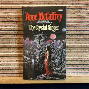 The Crystal Singer von Anne McCaffrey - Vintage Erste britische Taschenbuchausgabe Science-Fiction-Buch, Corgis Books 1983