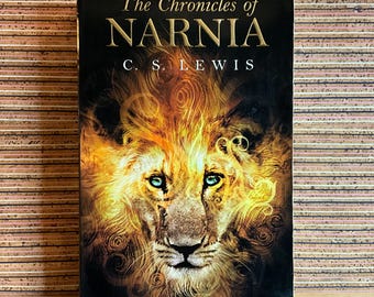The Chronicles of Narnia by C. S. Lewis, with illustrations by Pauline Baynes - Vintage Paperback Book, HarperCollins 2001