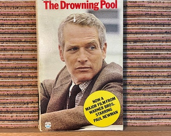 The Drowning Pool by Ross Macdonald (major film starring Paul Newman) - Vintage UK Paperback, Fontana Books, 6th Impression November 1977