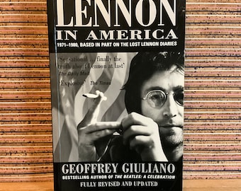 Lennon i Amerika Pocketbok: Första brittiska upplagan, 2001