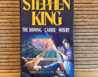 The Shining, Carrie, Misery (trois romans en un volume) de Stephen King - Première édition omnibus relié, Chancellor Press, 1992