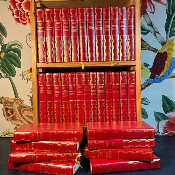 Agatha Christie: Obras completas (elija entre 32 volúmenes) - Cuero rojo sintético con tapas duras ilustradas doradas y plateadas, Heron Books, década de 1970