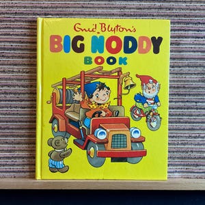 O livro Big Noddy de Enid Blyton - livro infantil vintage ilustrado de capa dura do Reino Unido; Sampson Low, Martin & Co. e Dennis Dobson, Purnell, década de 1970