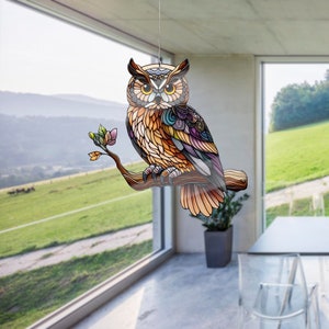 Owl Acrylic Window Hanging: Faux Stained Glass Art Decor