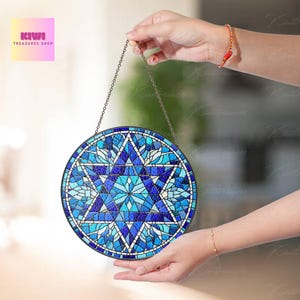 Star of David GLASS Suncatcher, Hanukkah Chanukah Suncatcher Ornament, Jerusalem spiritual window hanging, Jewish Festival Home Decor