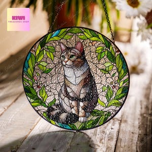 Tabby Cat GLASS Window Hanging, Glass suncatcher, Pet Memorial Suncatcher, Cat Memorial Gift, Pet Suncatcher, Christmas Gift, Tabby Cat gift