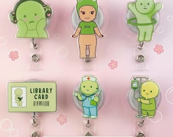 Kawaii Krankenschwester Ausweisrolle | Smiski Matcha Abzeichen Reel, Smiski Inspiriert Krankenschwester Accessoires, Matcha Tee Liebhaber, Smiski Büro Geschenk, Mitarbeiter Geschenke