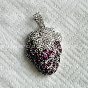 Colgante de corazón de diamantes de circonita y rubí rosado de talla redonda de 3 quilates sin colgante de cadena Plata de ley 925 con acabado en oro blanco de 14 k