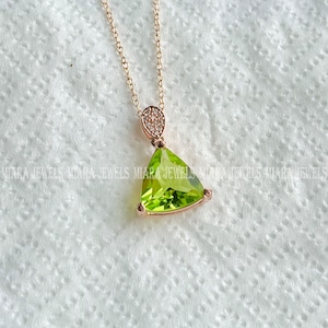 2.00ct trilliant corte verde peridot solitaire cluster pingente pingente 18 "corrente colar feminino 14k ouro rosa sobre 925 prata esterlina