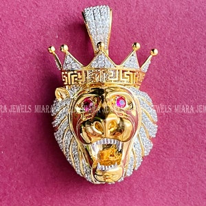 Pingente de leão, 2 quilates de corte redondo, olho de rubi vermelho, pingente de rosto de leão, banhado a ouro amarelo 14k, prata esterlina 925