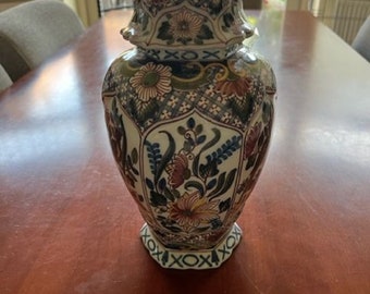 Large Makkum Covered Vase - Polychrome Hand-painted With Large Makkum Covered Vase - Polychrome Hand-painted With