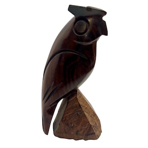 Vintage Carved Wood Owl – 5.4” Mahogany Owl Figurine – Mid Century Modern Folk Art – Handcarved Bird Statue – Rustic Woodland Decor