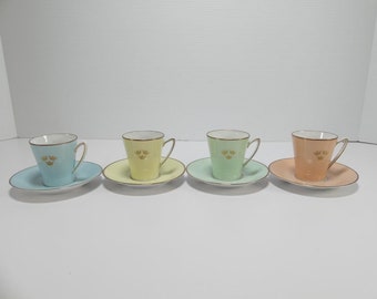 4er Set Vintage schwedische Mid-Century Mokkatassen & Untertassen | 1950er Jahre Pastell Espresso Set | Skandinavische Teetassen mit Goldrand